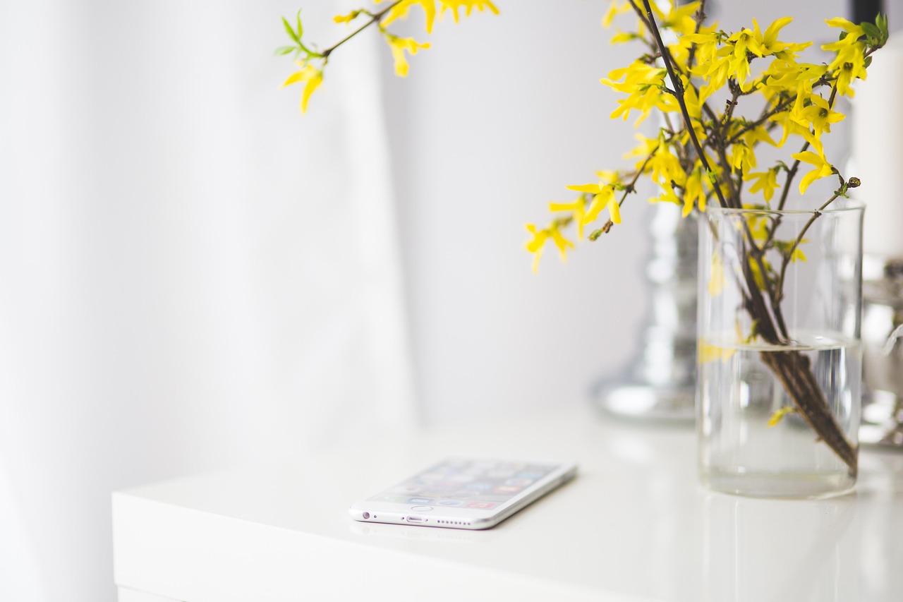 entdecken sie tipps und ideen für ein produktives home office. erfahren sie, wie sie ihren arbeitsplatz zu hause optimal einrichten und effizient von zuhause aus arbeiten können.